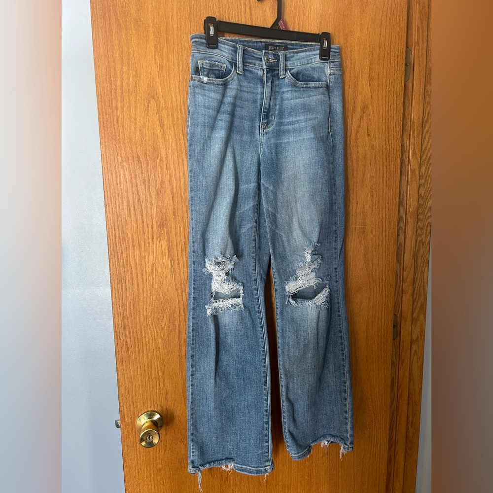 Judy Blue 90’s Light Blue Distressed Straight Leg Jeans